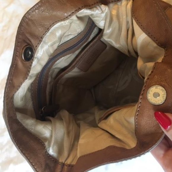 MICHAEL Michael Kors Beige Leather Fulton Shoulder Bag - Picture 6 of 6